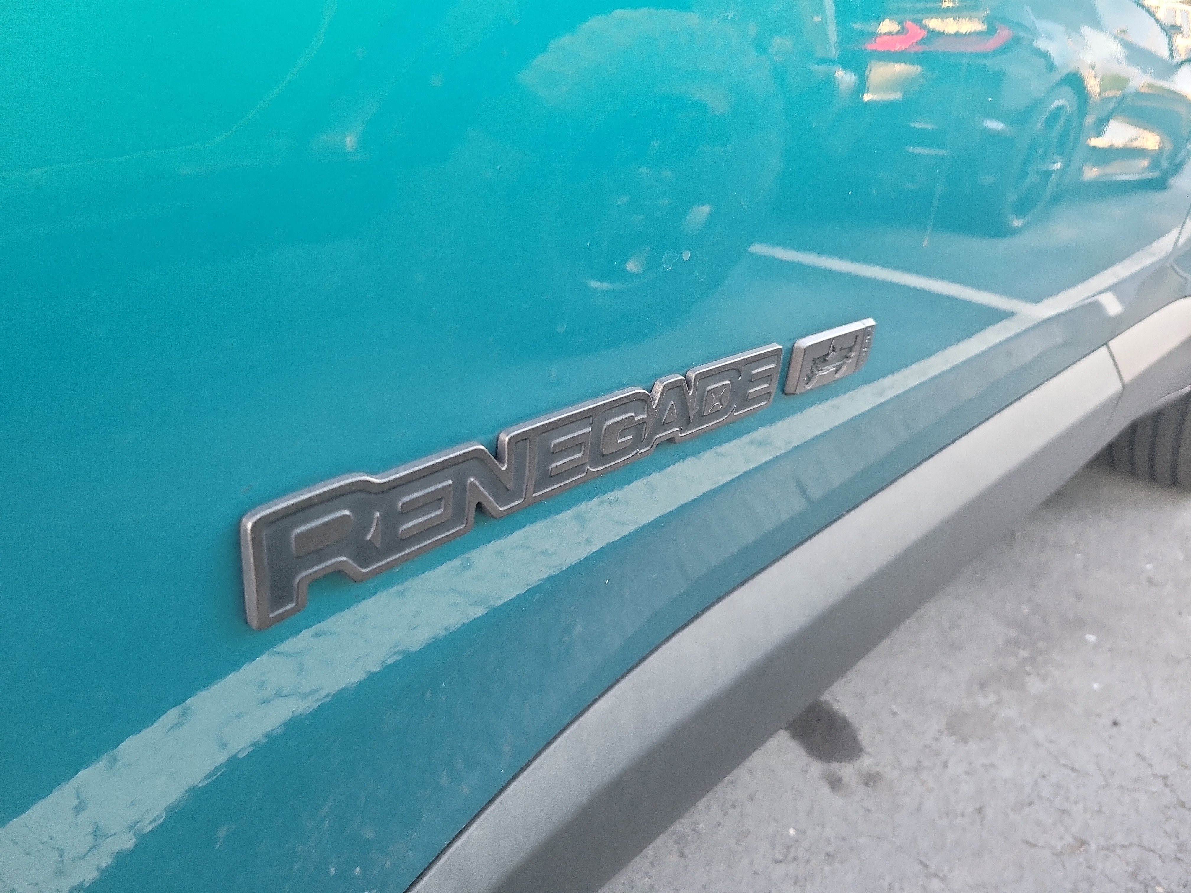 Used 2021 Jeep Renegade Latitude w/ Convenience Group FWD image 9