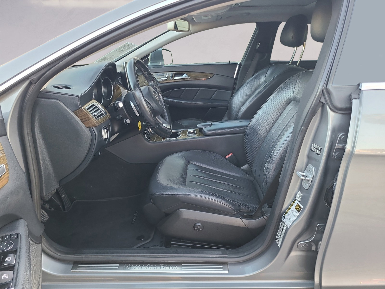 Used 2015 Mercedes-Benz CLS 400 image 11