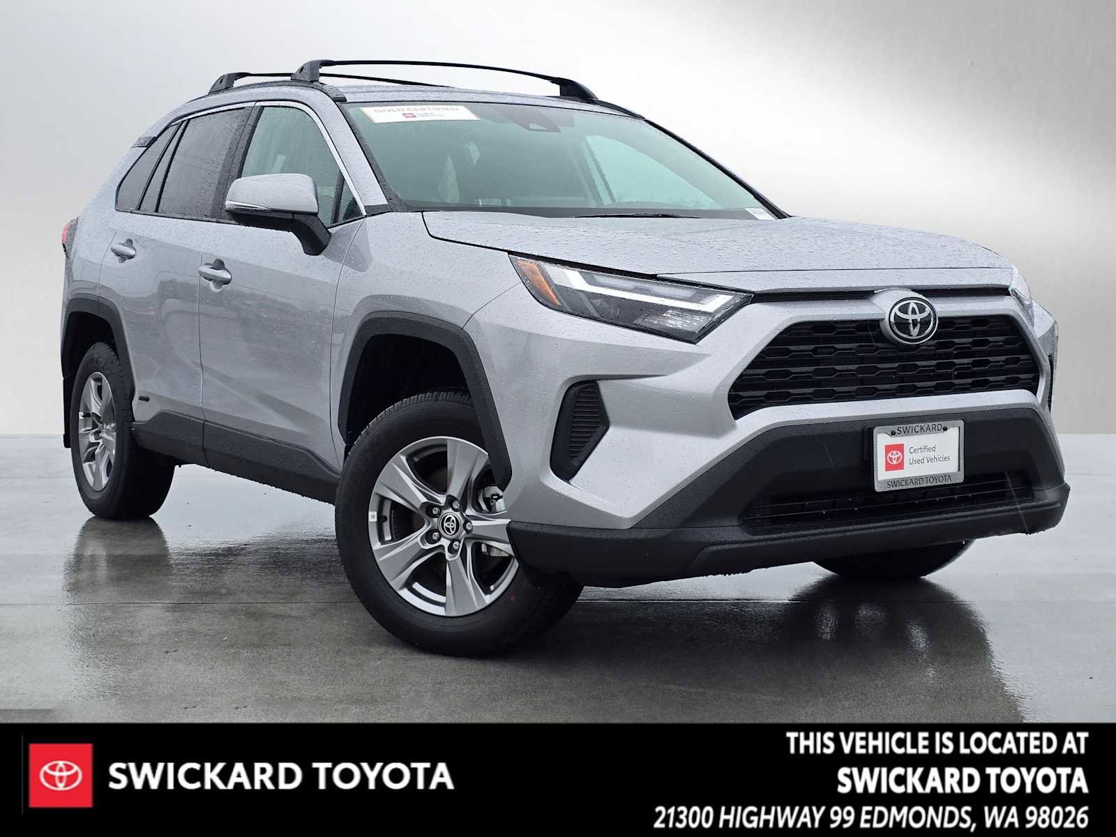Certified 2025 Toyota RAV4 XLE image 1