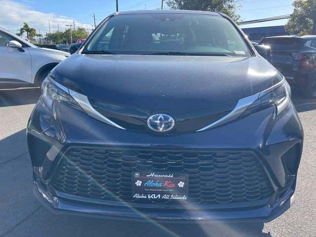 Used 2021 Toyota Sienna XSE w/ XSE Plus Package FWD image 8