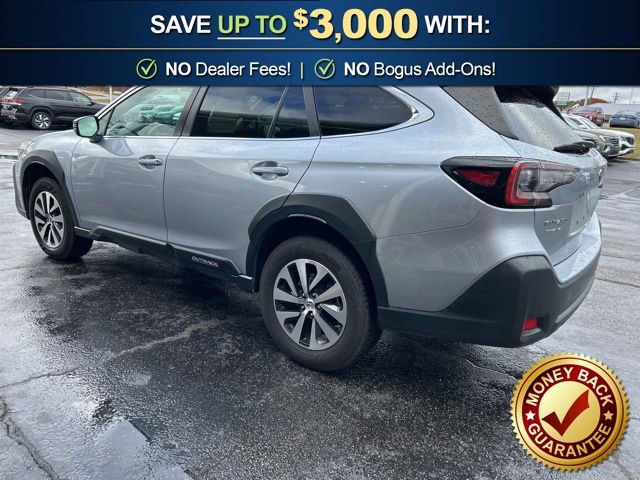 Used 2023 Subaru Outback Premium AWD/4WD image 7