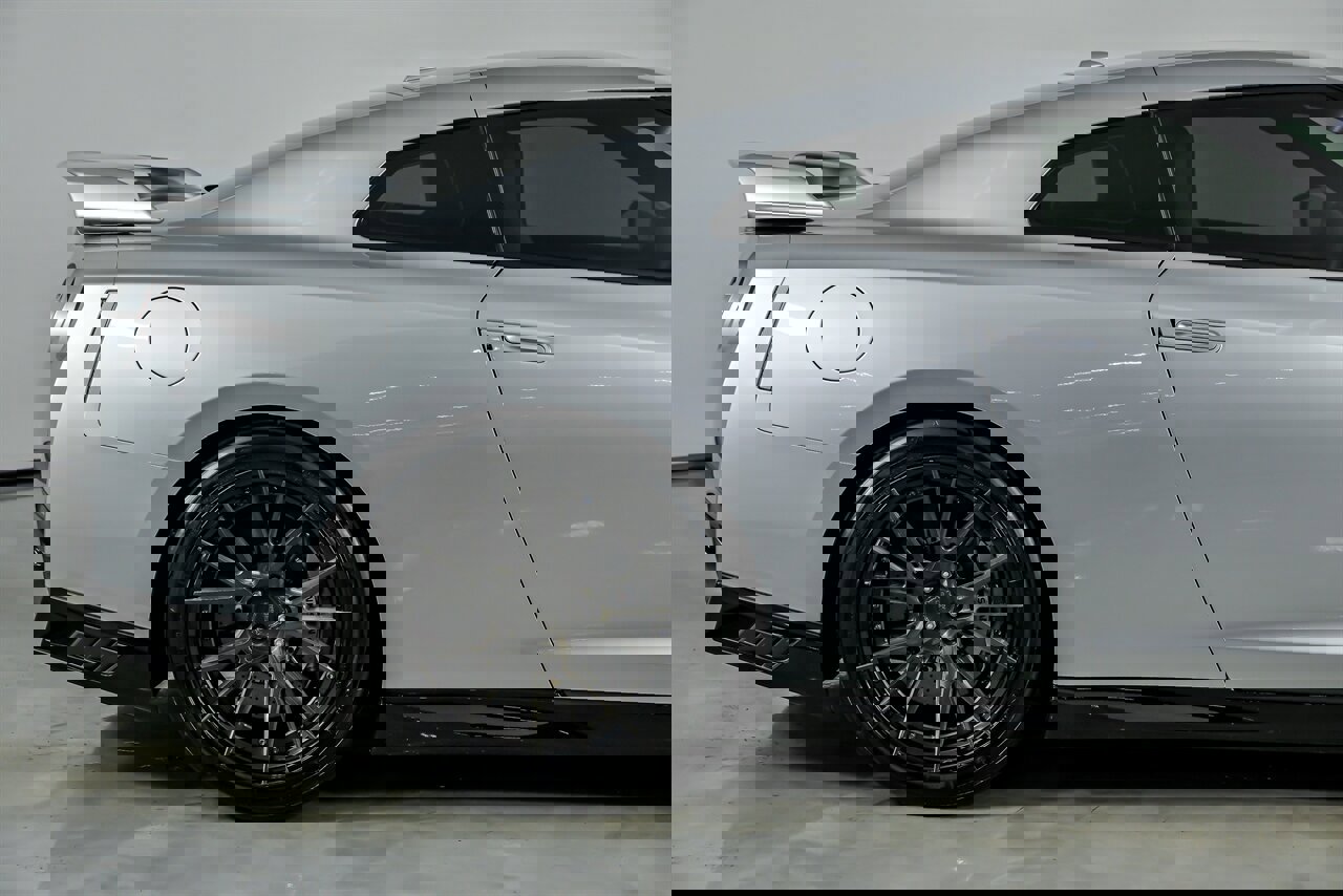 Used 2020 Nissan GT-R Premium image 13