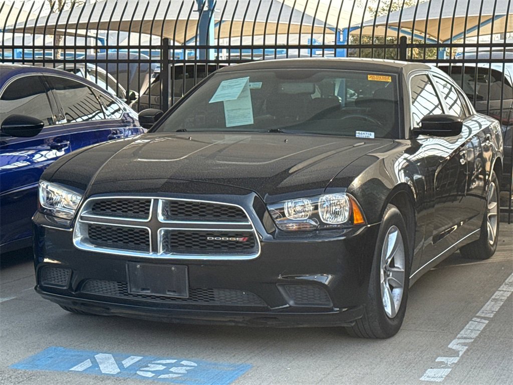 Used 2013 Dodge Charger SE w/ Connectivity Group image 1