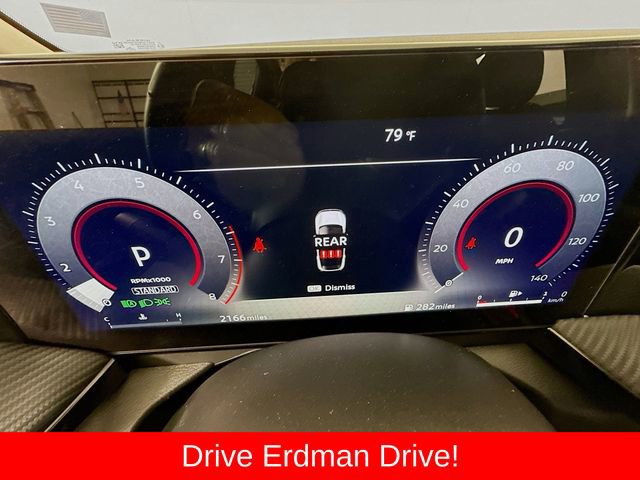Used 2025 Nissan Kicks SR FWD image 16