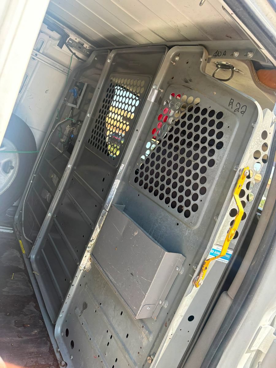 Used 2012 Chevrolet Express 2500 Extended RWD image 8