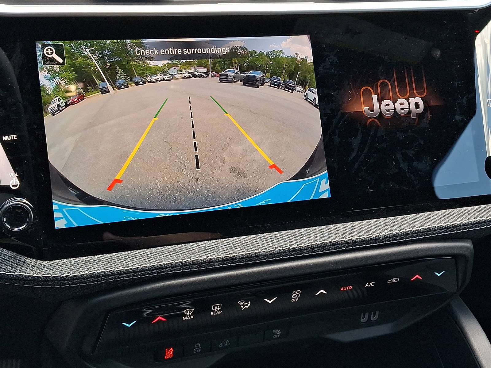 New 2026 Jeep Cherokee Laredo AWD/4WD image 14