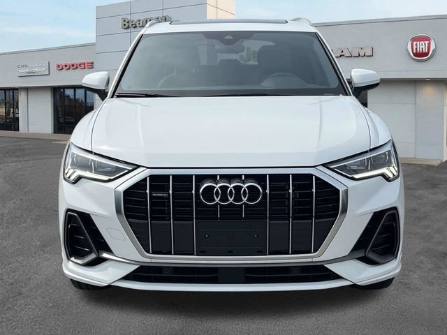 Used 2025 Audi Q3 2.0T Premium AWD/4WD image 2