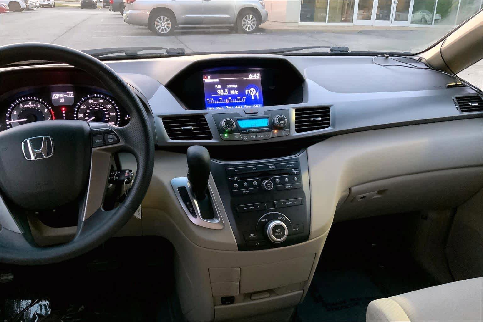 Used 2013 Honda Odyssey EX image 7