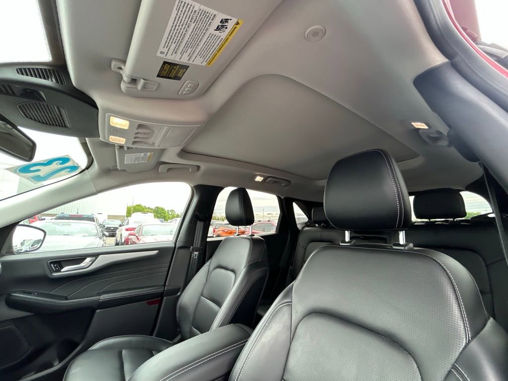 Certified 2023 Ford Escape Platinum AWD/4WD image 16