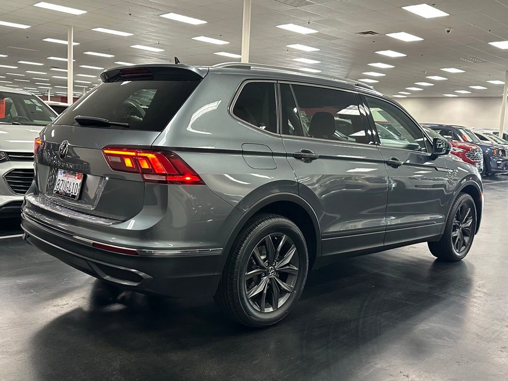 Used 2022 Volkswagen Tiguan SE FWD image 7