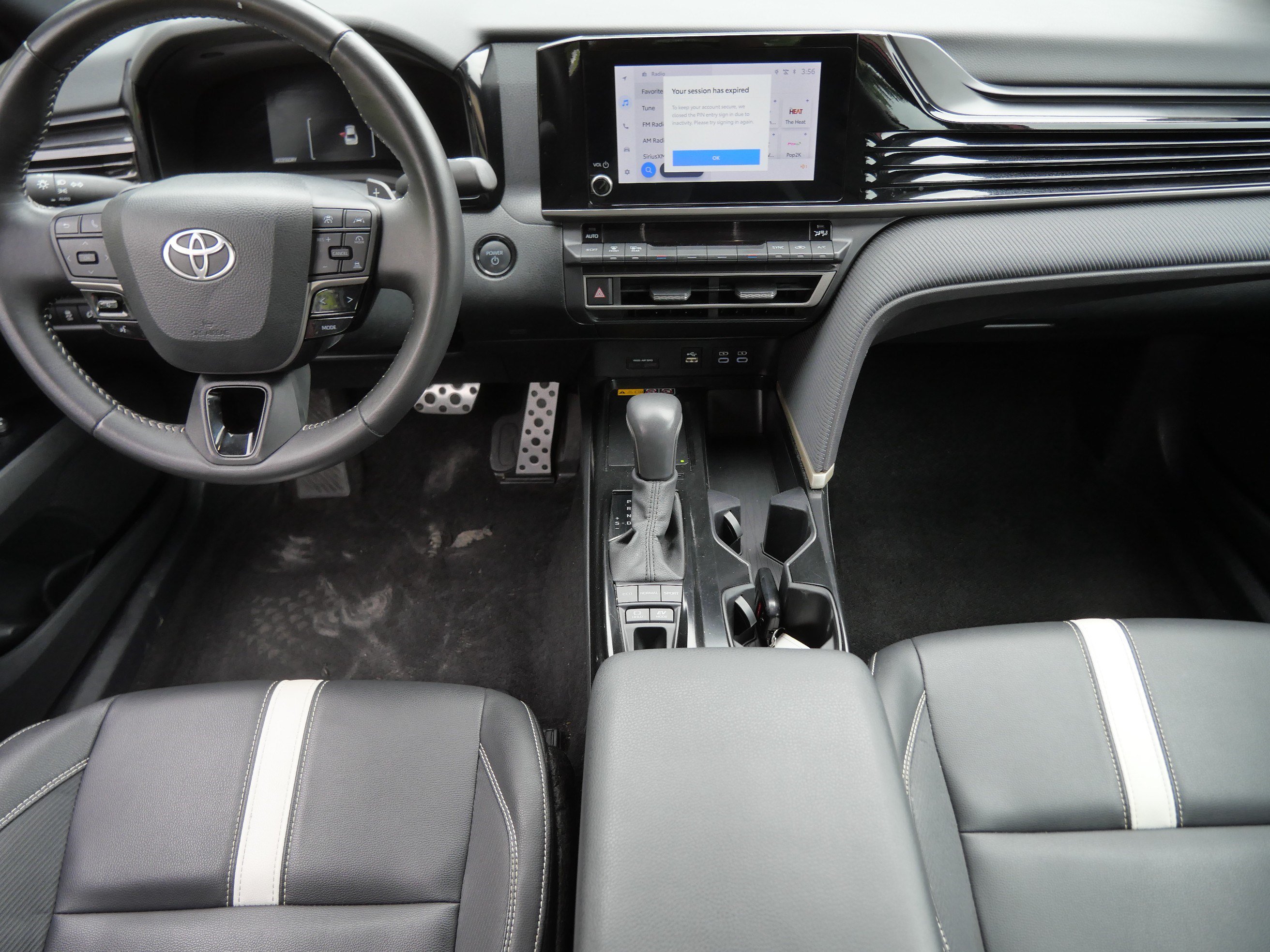 Certified 2025 Toyota Camry SE FWD image 11