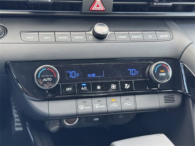 New 2025 Hyundai Elantra SEL image 17