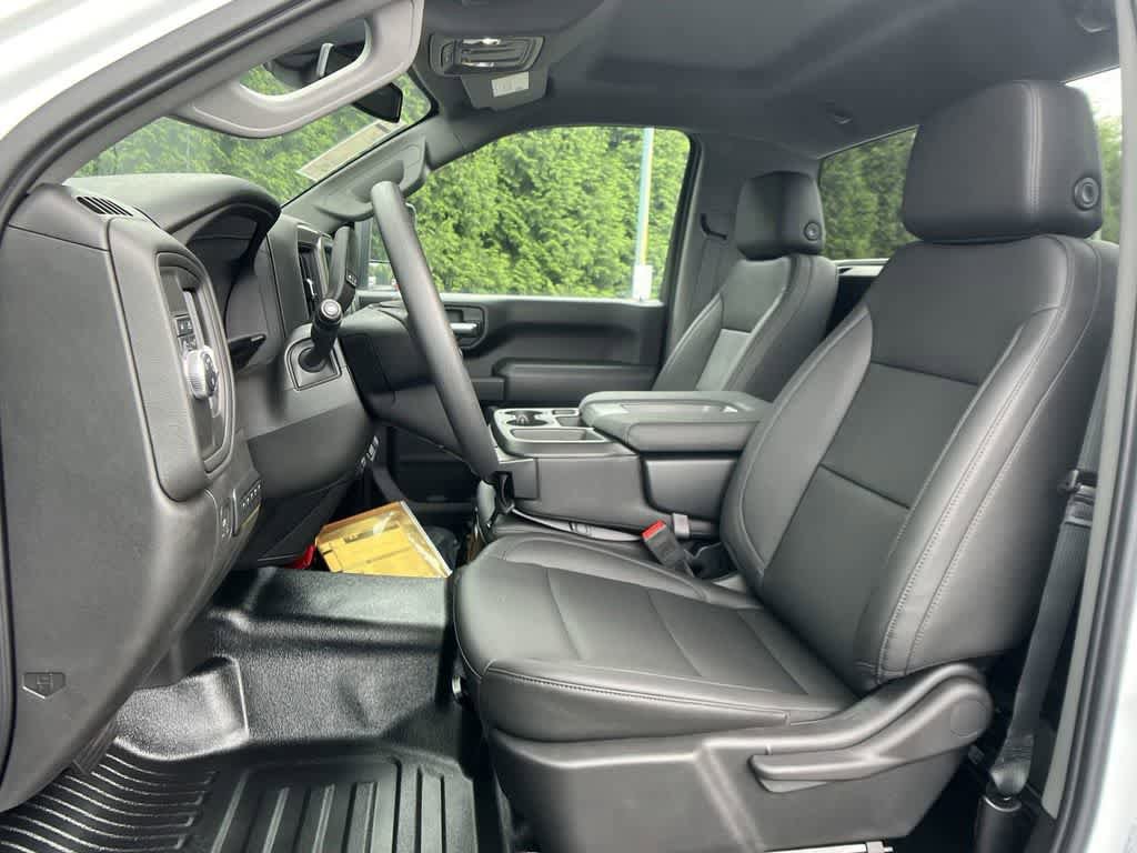 New 2024 GMC Sierra 3500 Pro w/ Convenience Package image 17
