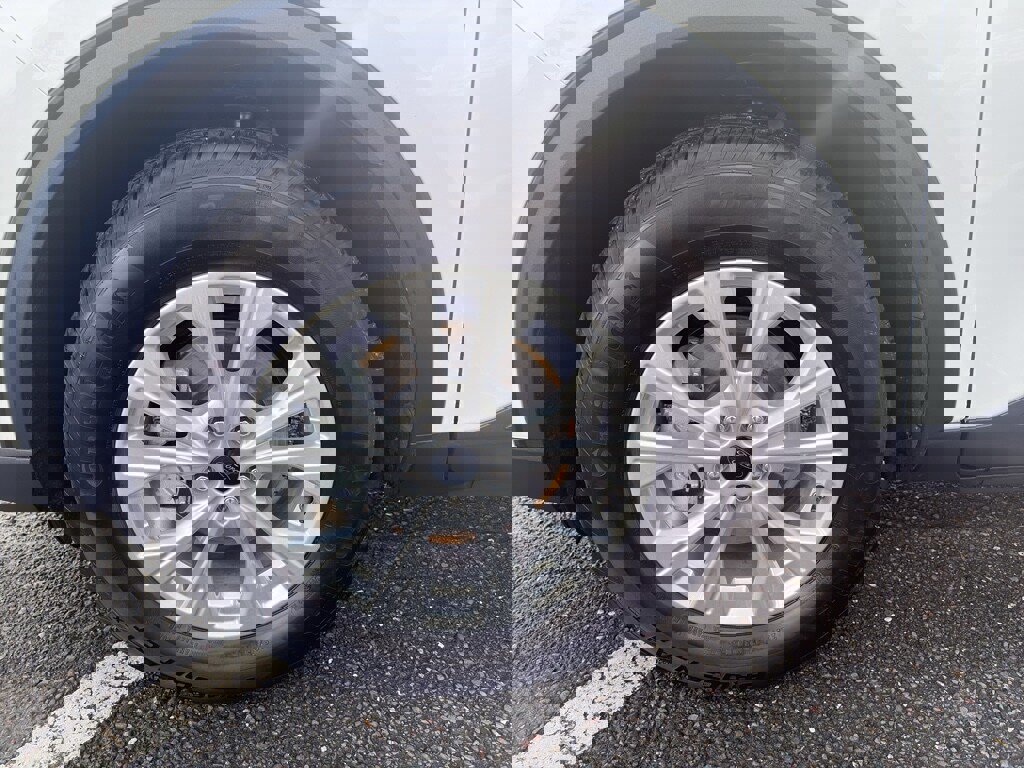 Used 2025 Ford Escape Active w/ Tech Pack #1 image 2