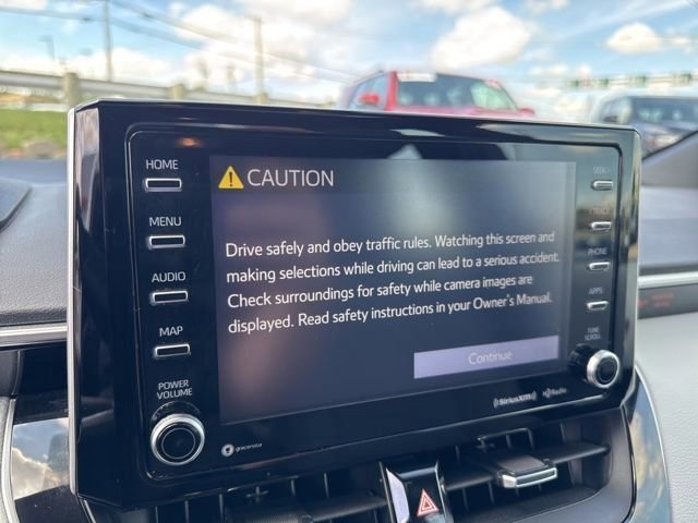 Used 2020 Toyota Corolla SE w/ SE Premium Package FWD image 8