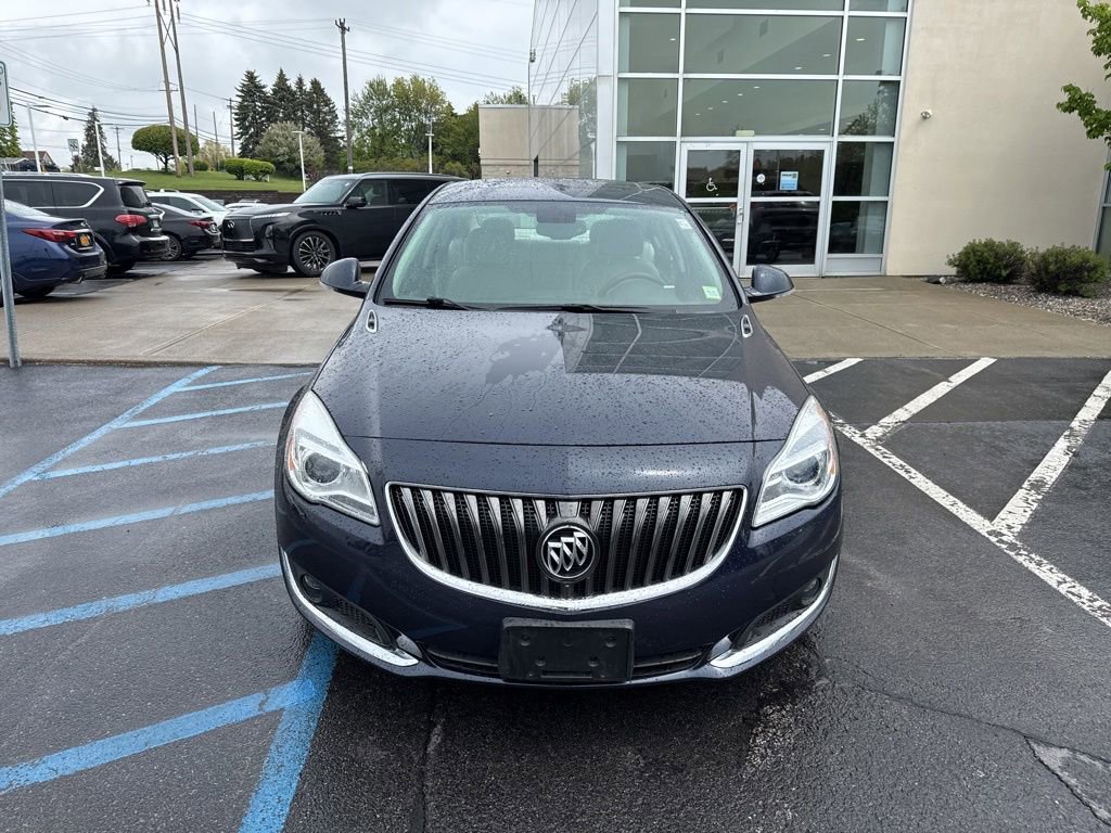 Used 2016 Buick Regal Premium FWD image 11