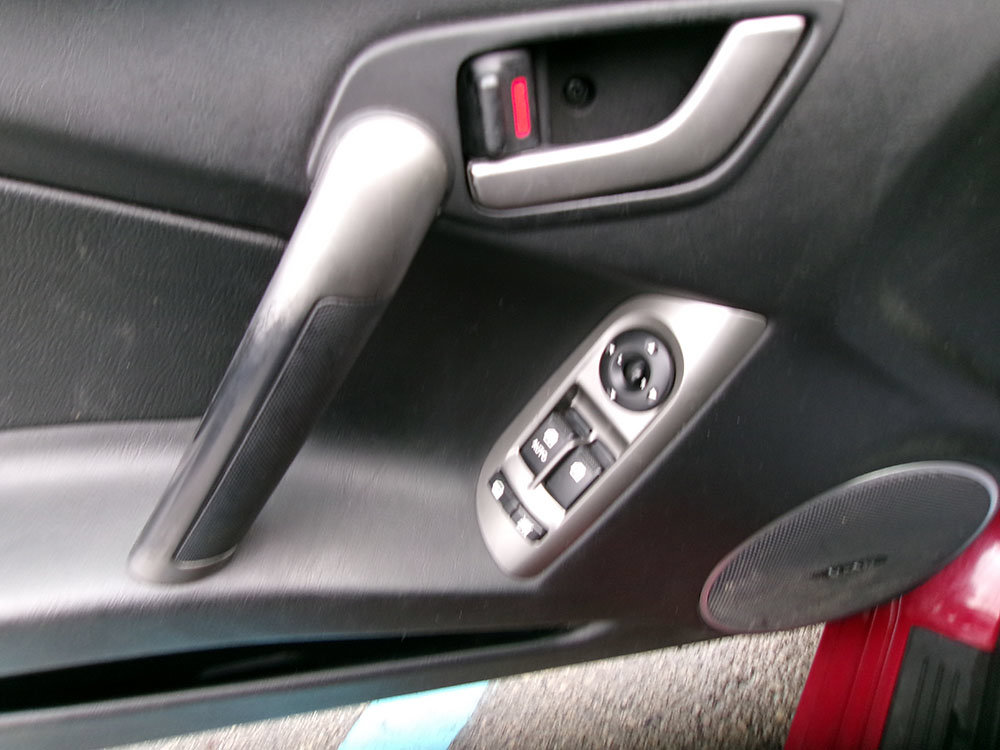 Used 2007 Hyundai Tiburon GT image 13