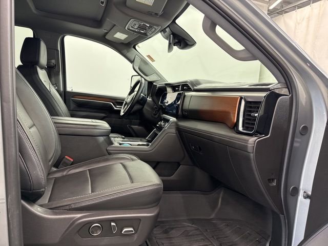 Used 2025 GMC Sierra 3500 Denali w/ LPO, GMC Protection Package image 16