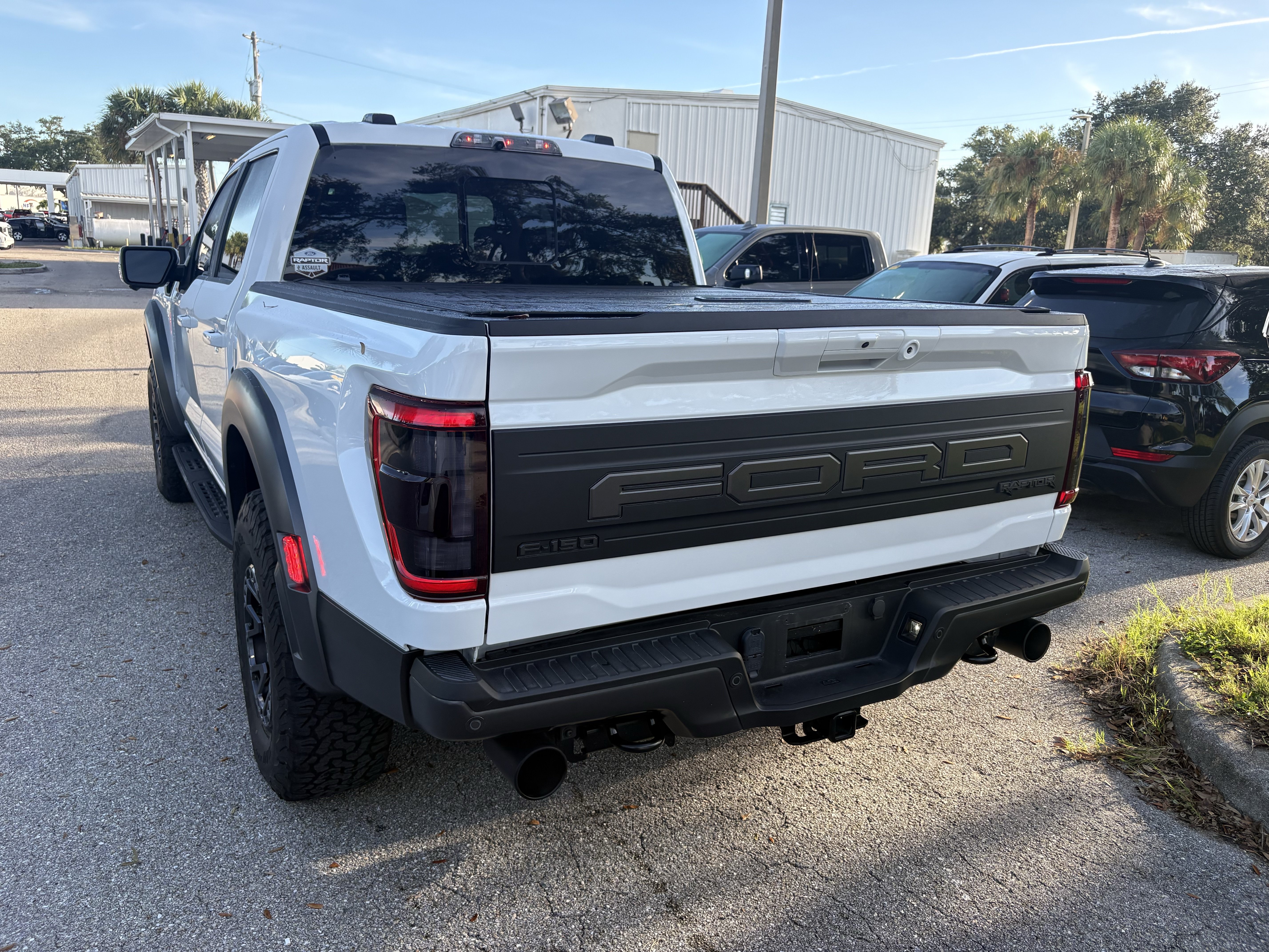 Used 2022 Ford F150 Raptor w/ Equipment Group 801A High AWD/4WD image 6