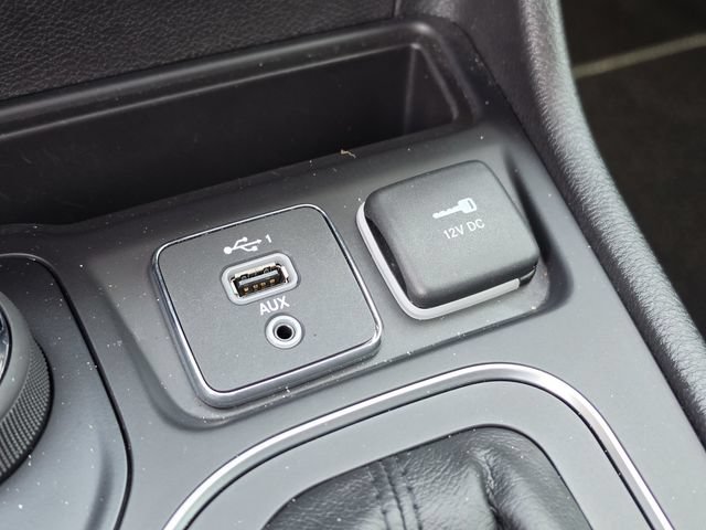 Used 2021 Jeep Cherokee Latitude Lux 80th Anniv w/ Quick Order Package 26U 80TH AWD/4WD image 29