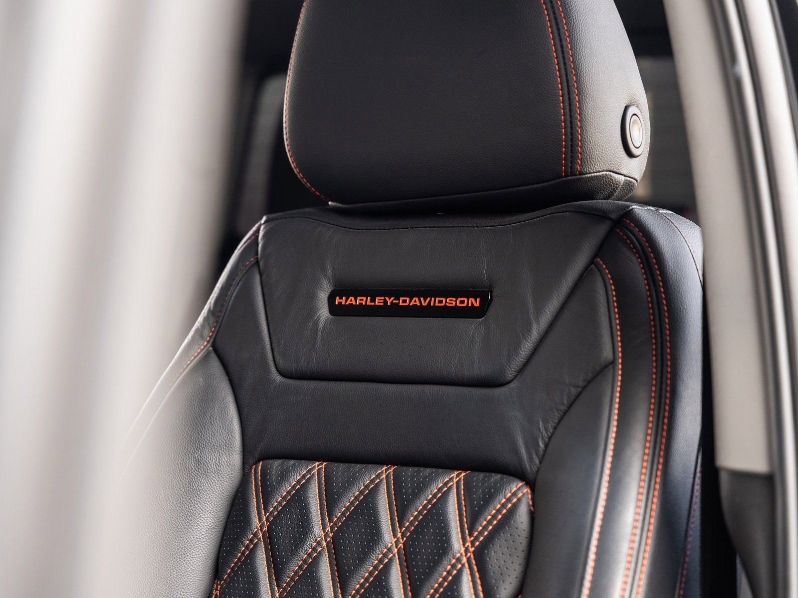 Used 2022 GMC Sierra 1500 SLT w/ SLT Premium Plus Package image 26