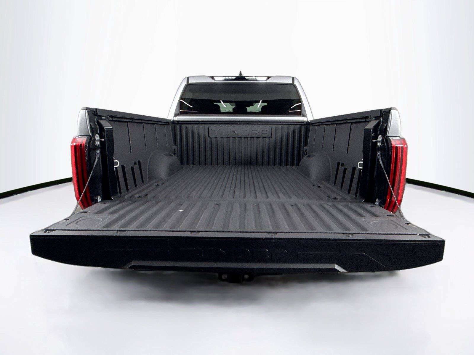 Used 2024 Toyota Tundra SR5 w/ SR5 Premium Package AWD/4WD image 37