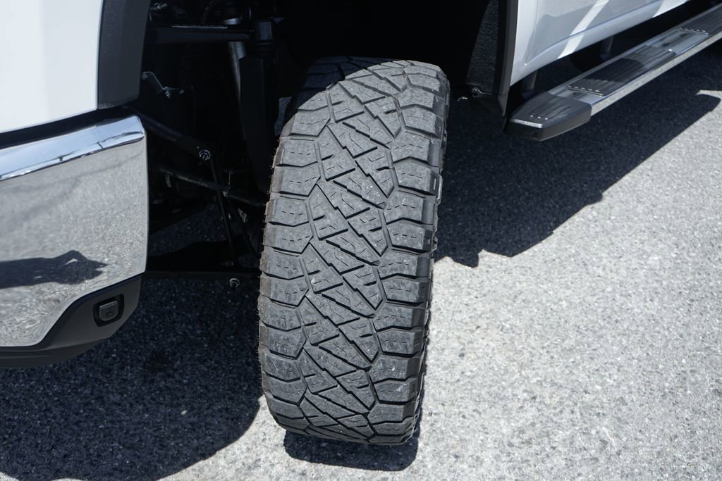 Used 2024 Chevrolet Silverado 3500 LTZ w/ LTZ Convenience Package AWD/4WD image 47