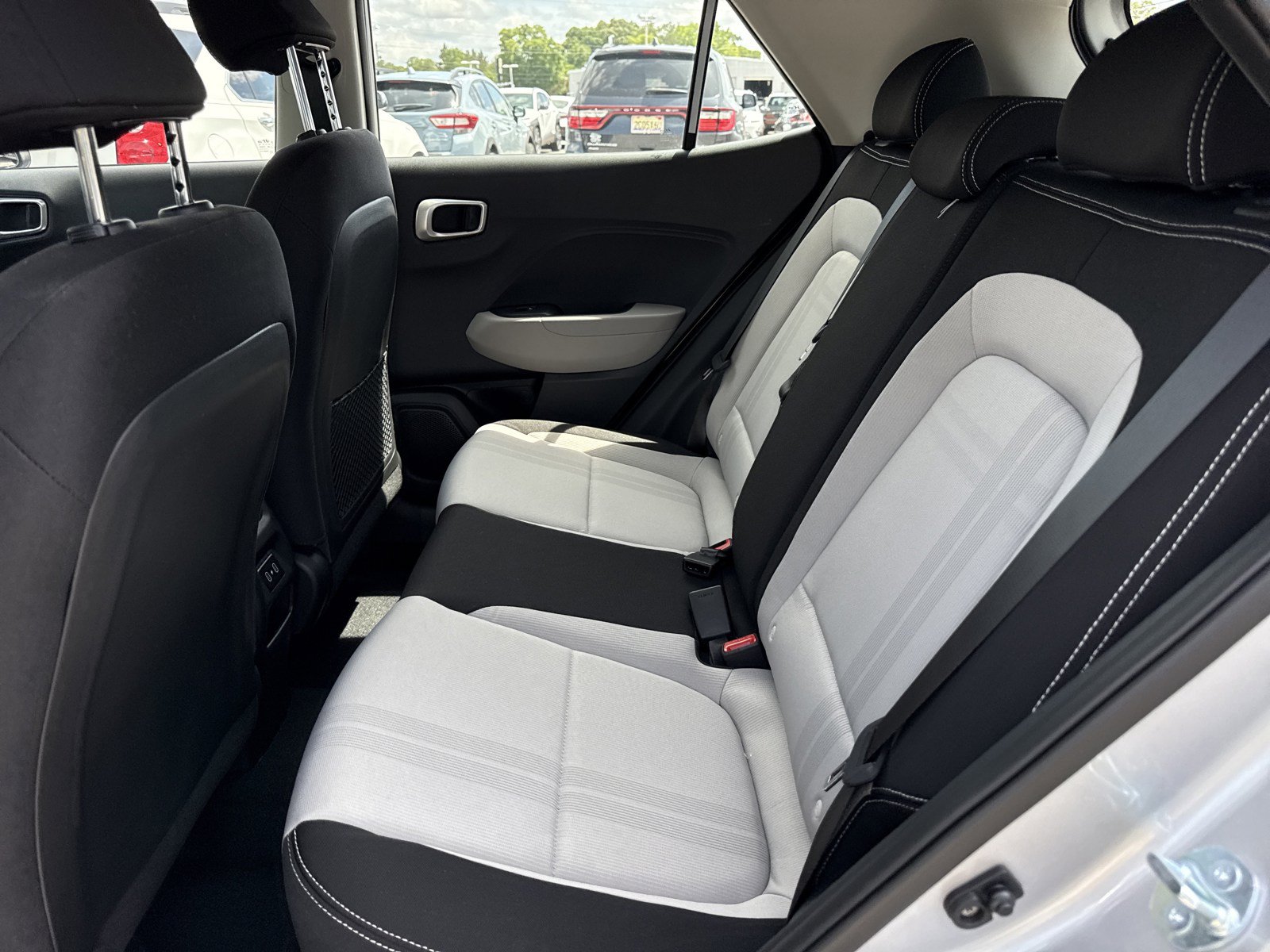 New 2026 Hyundai Venue SEL FWD image 12