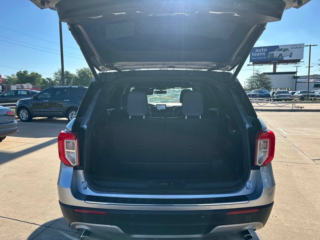 Used 2020 Ford Explorer Limited RWD image 17