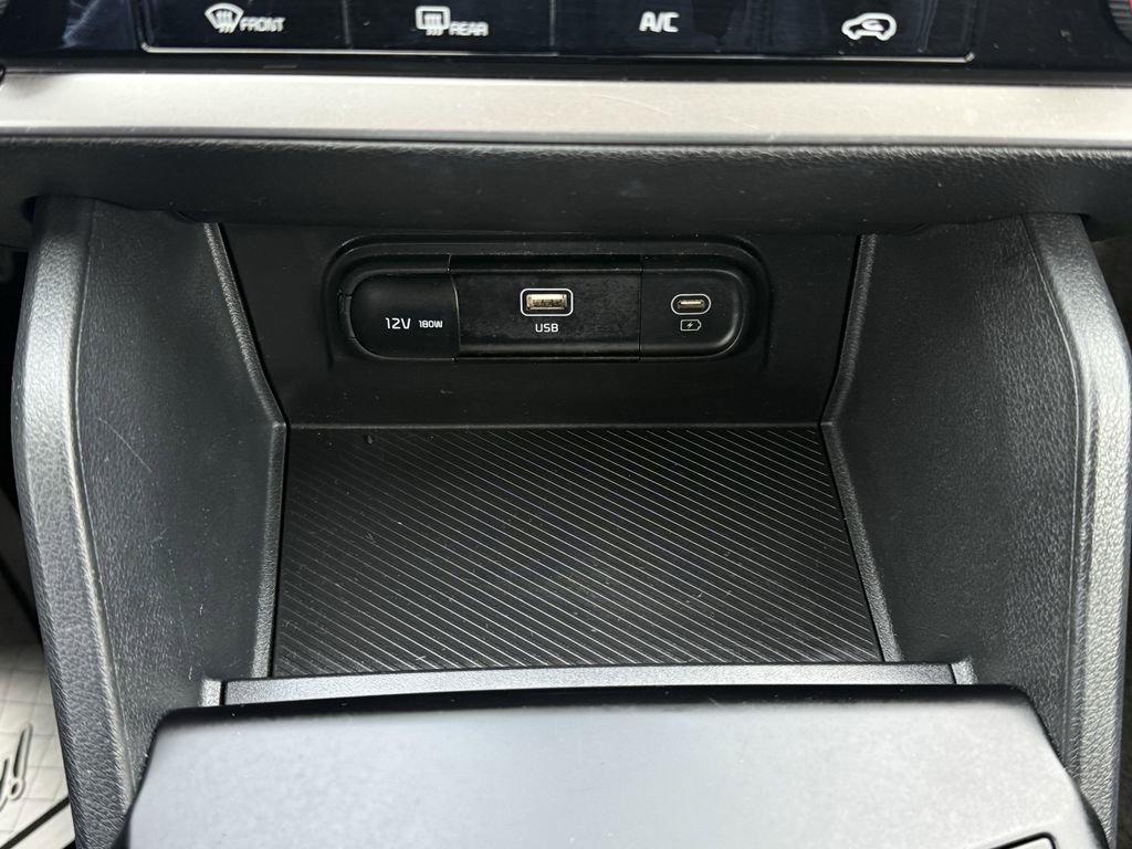 Used 2024 Kia Sportage LX image 26
