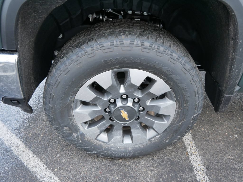 New 2026 Chevrolet Silverado 3500 LT w/ All Star Edition AWD/4WD image 11