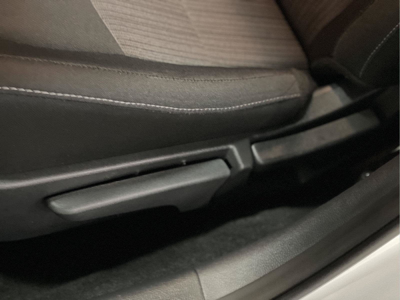 Used 2025 Nissan Sentra SV w/ Trunk Package FWD image 15