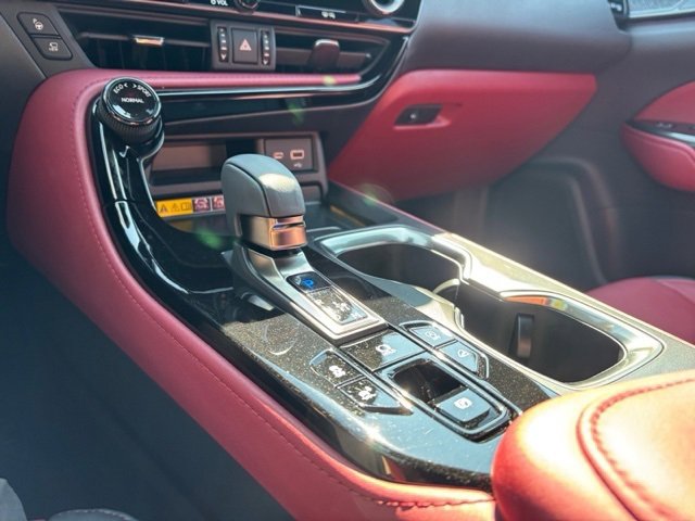 Used 2025 Lexus NX 350 AWD w/ Luxury Package image 20