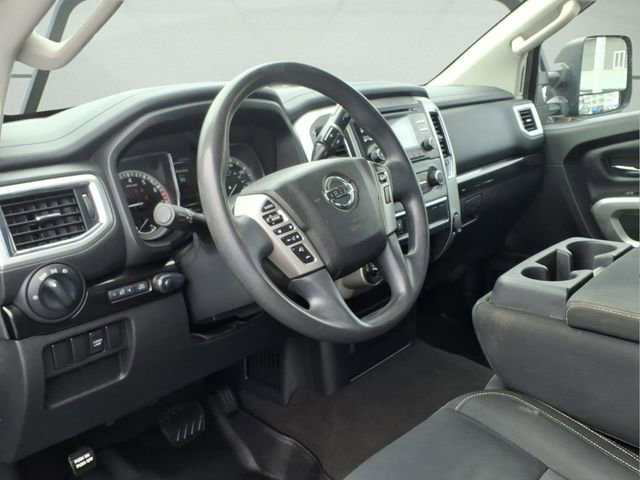Used 2018 Nissan Titan Platinum Reserve image 7