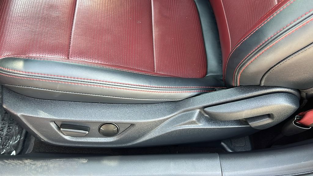 Certified 2025 Ford Mustang Premium image 15