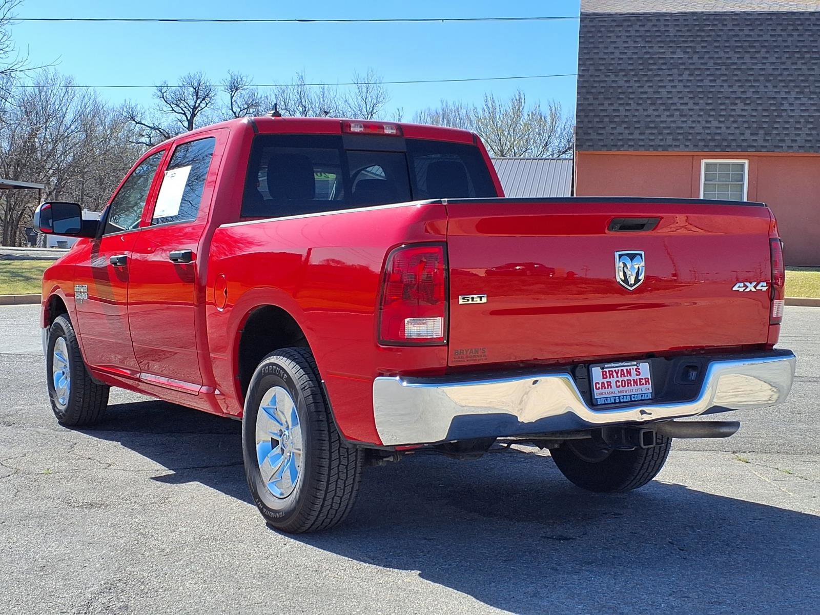 Used 2023 RAM 1500 Classic SLT w/ Trailer & Traction Group AWD/4WD image 3