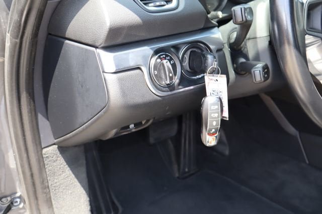 Used 2019 Porsche 718 Cayman RWD image 17
