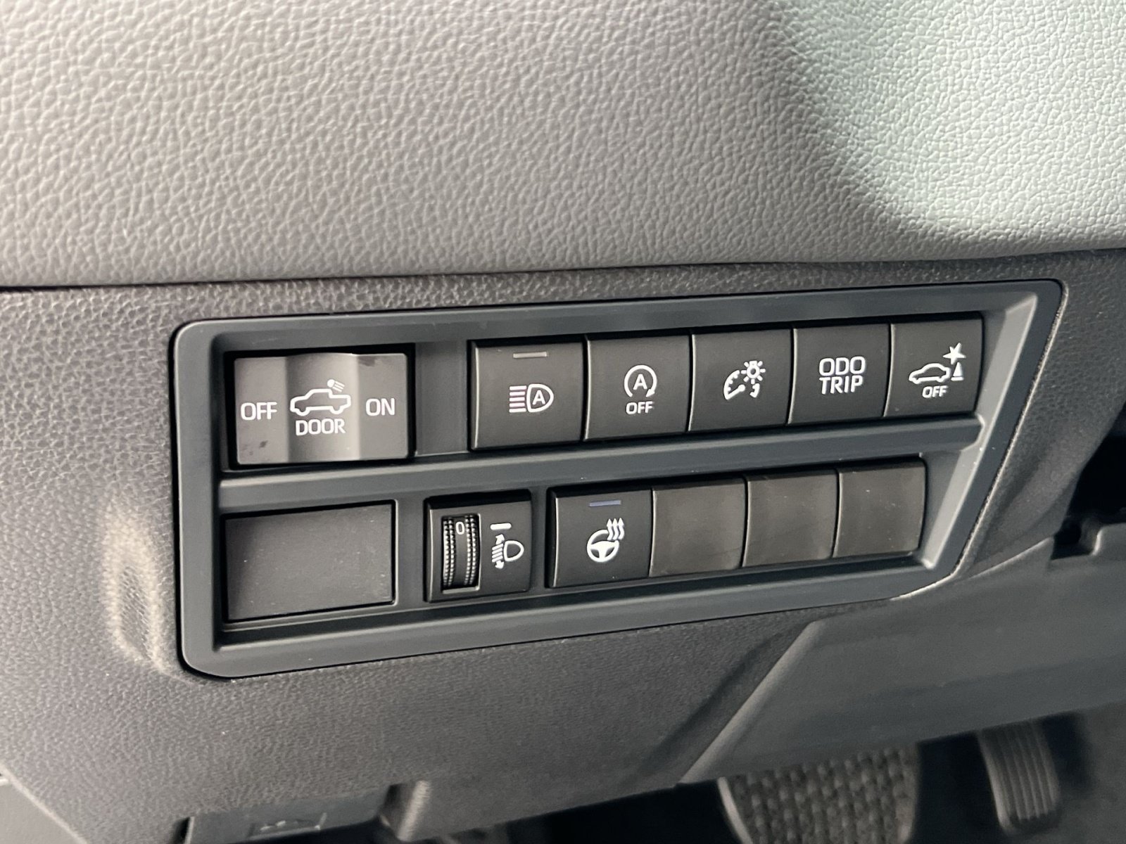 New 2026 Toyota Tundra Limited AWD/4WD image 22
