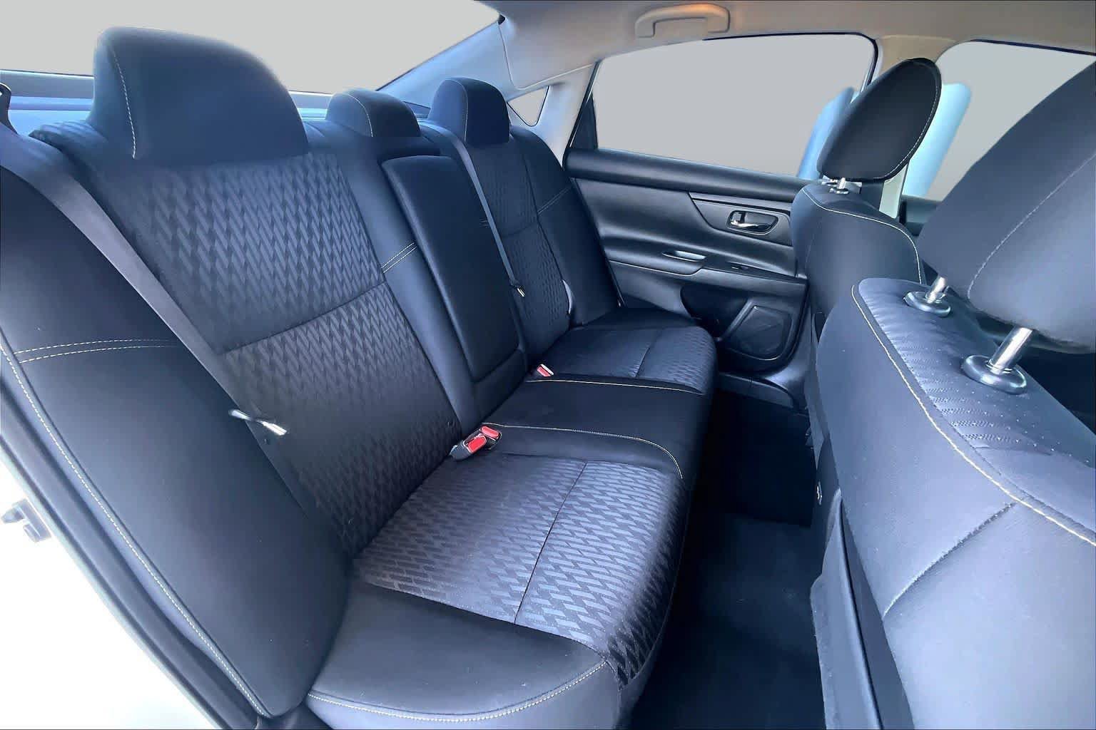 Used 2018 Nissan Altima 2.5 S w/ S Convenience Package FWD image 18
