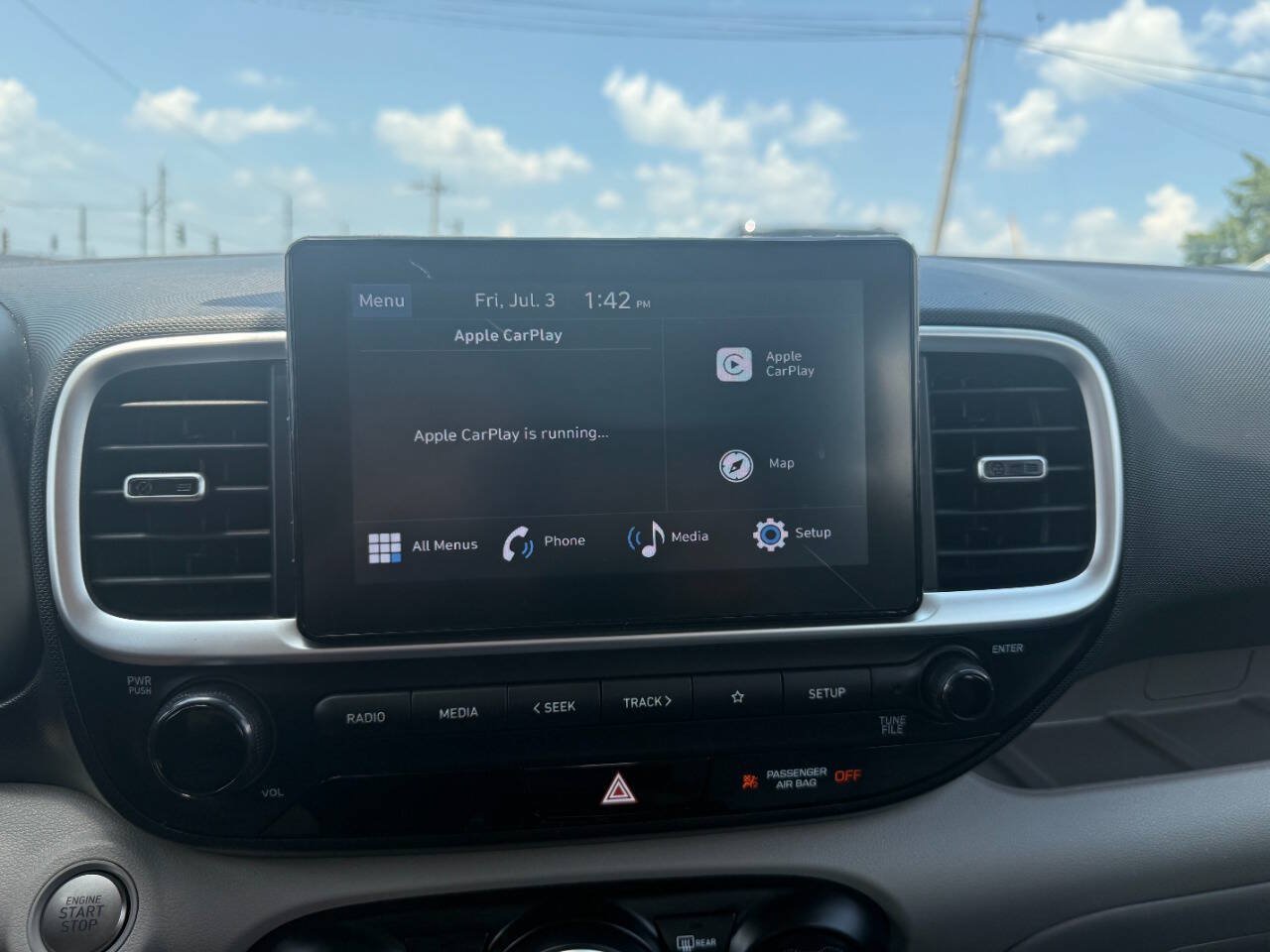 Used 2025 Hyundai Venue SEL FWD image 46