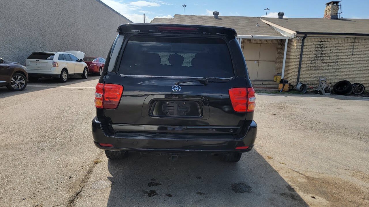 Used 2002 Toyota Sequoia SR5 w/ Preferred Pkg RWD image 8