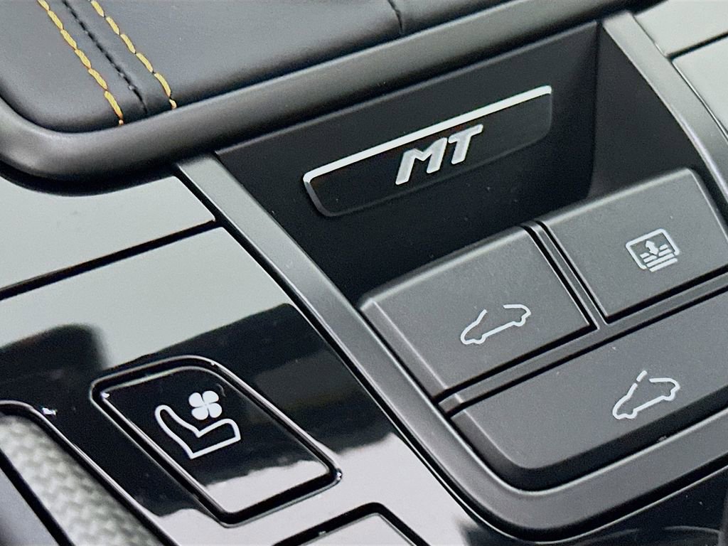 New 2026 Porsche 911 Carrera T image 22