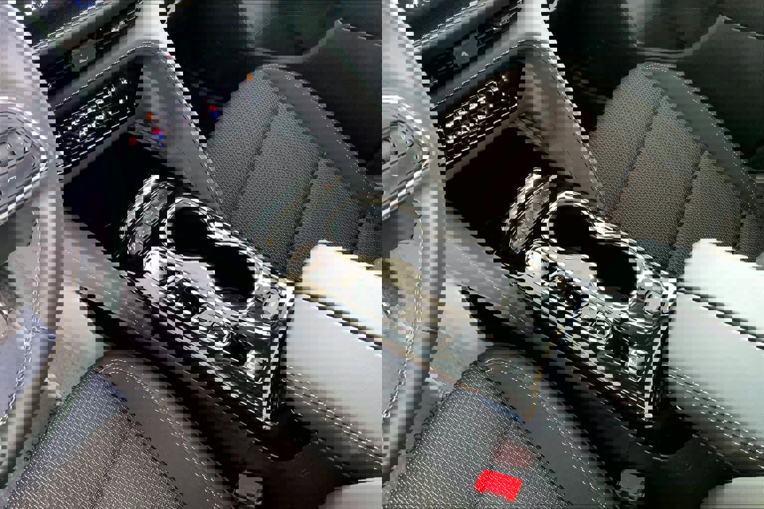 Used 2023 Buick Envision Preferred w/ Sport Touring Package image 17