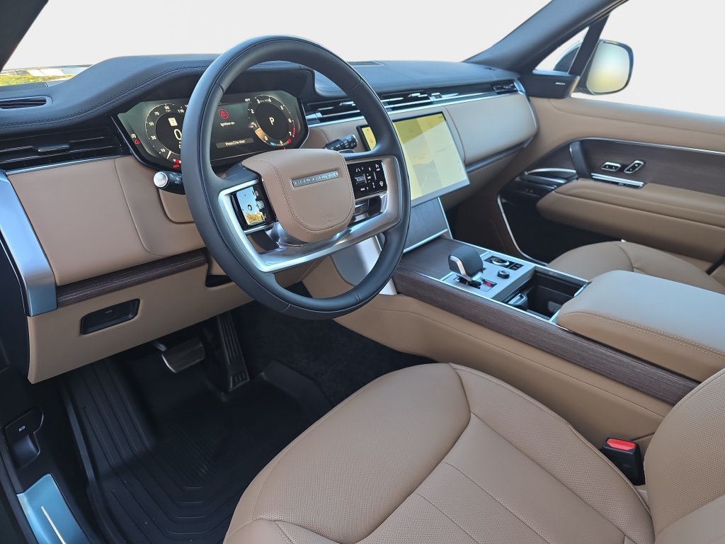 New 2027 Land Rover Range Rover Long Wheelbase SE AWD/4WD image 13