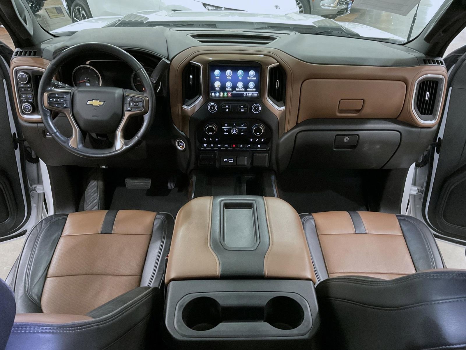 Used 2020 Chevrolet Silverado 2500 High Country w/ Z71 Off-Road Package image 12