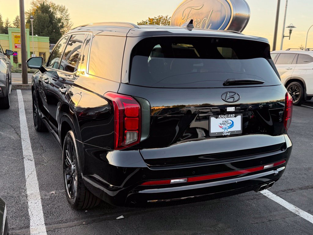 Certified 2025 Hyundai Palisade Calligraphy AWD/4WD image 9
