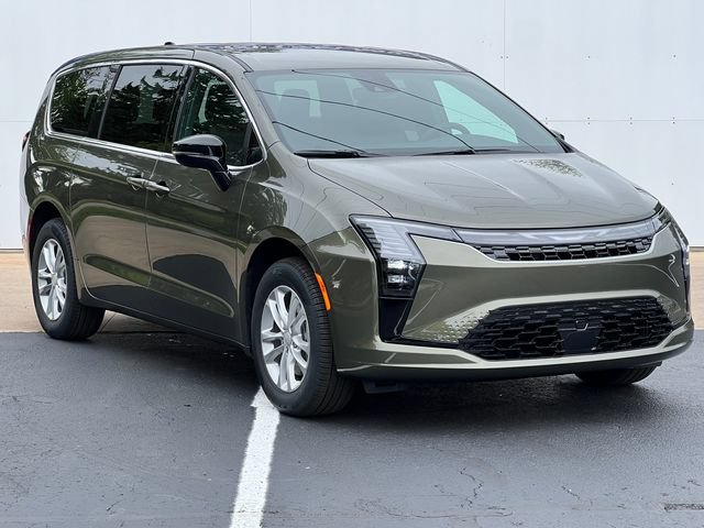 New 2027 Chrysler Pacifica Select AWD/4WD image 1