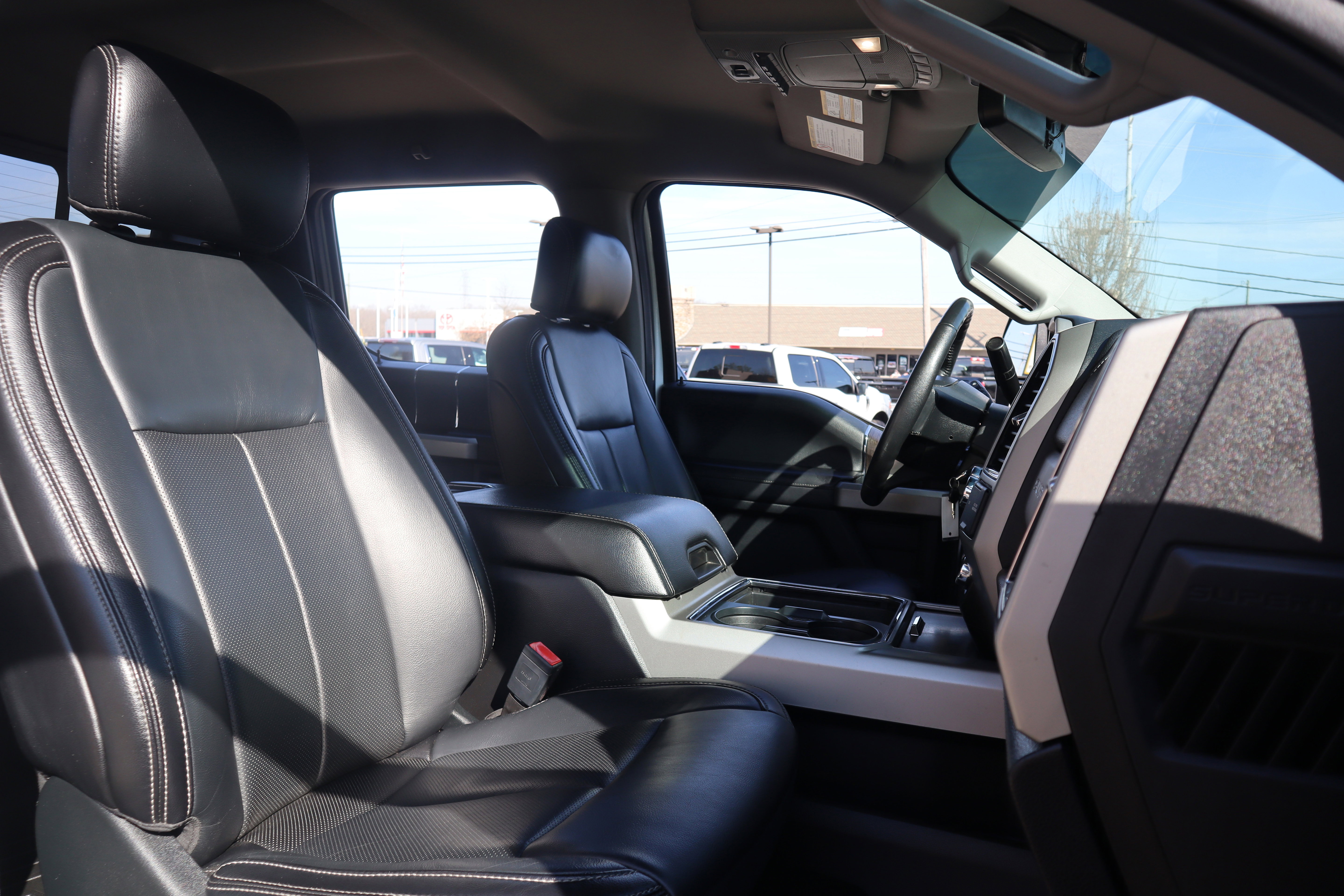 Used 2020 Ford F250 Lariat w/ Lariat Value Package image 33