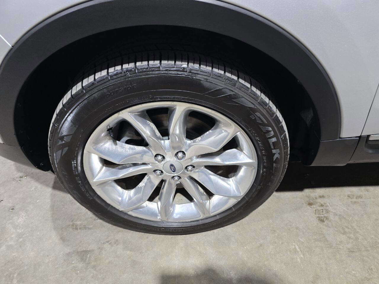 Used 2014 Ford Explorer Limited w/ Equipment Group 301A image 30