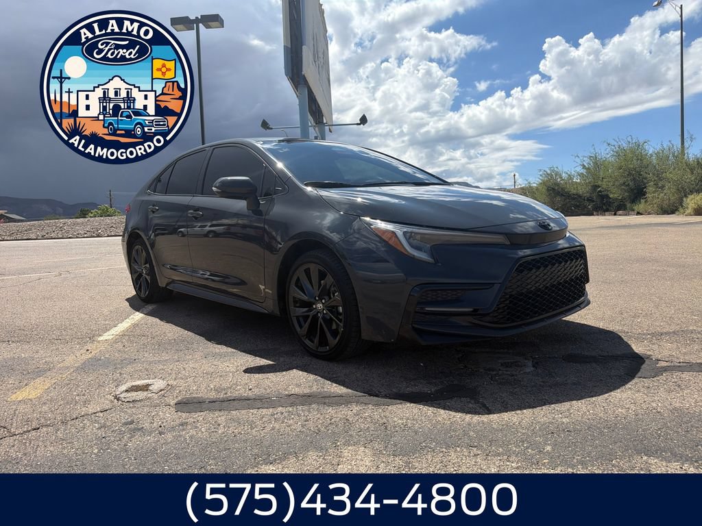 Used 2025 Toyota Corolla SE FWD image 7